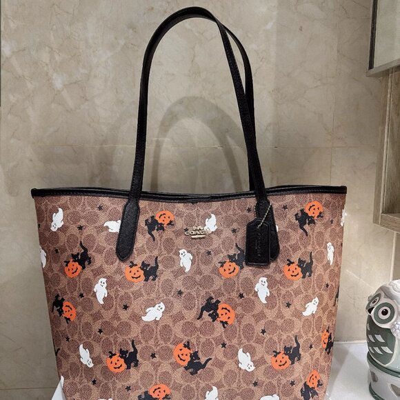 Coach City Tote In Signature Canvas With Halloween Print - Picture 2 of 5
